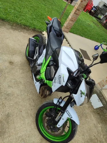 Moto nova de mas