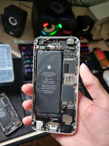 Carcaças iphones(faltando tela)