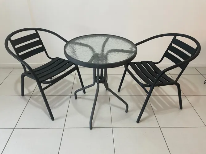 Mesa de Jardim 60x70 cm com 2 Cadeiras - Conjunto em Ferro Preto