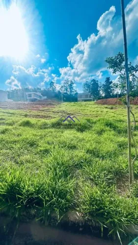 Lote de 250m2 no Residencial Lago Azul