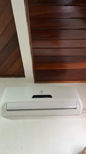 Electrolux tecnologia Inverter Techno12.000 BTUs)