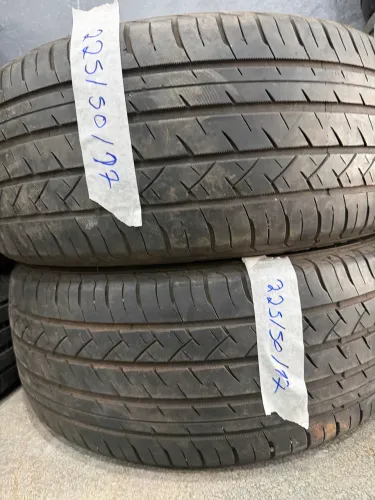 Pneus 225/50/17 marca Xbri