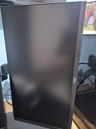 Monitor AOC 22 polegadas, 120hz 1ms, hdmi.