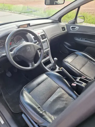Peugeot 307 Soleil/ Presence 1.6/1.6 Flex 16V 5P 2011