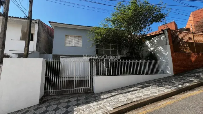 Casa com 3 dormitórios à venda, 200 m² por R$ 915.000,00 - Jardim Faculdade - Sorocaba/SP