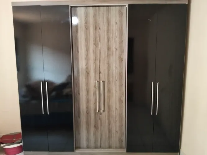 Guarda roupa de casal motivo mudança para outra cidade
