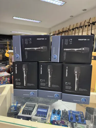 Microfone AKG P3S Profissional 