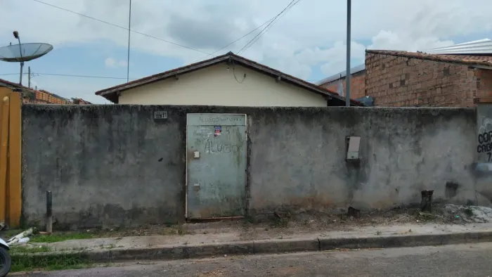 VENDO CASA NO CJ PARQUE DOS CASTANHAIS