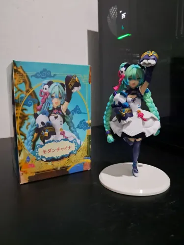 Action Figure Hatsune Miku 18cm