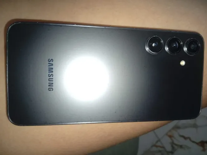 Galaxy S24 Plus, 512GB, tudo funcionando, apenas o aparelho, IMEI desbloqueado!