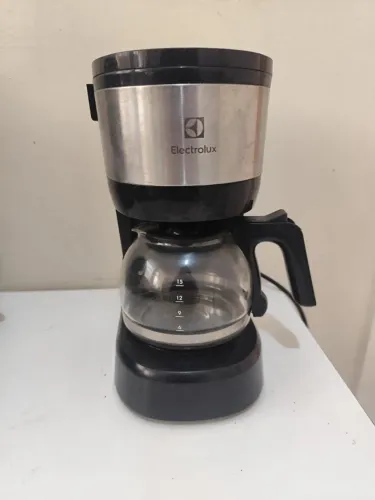Cafeteira Electrolux ECM10 110v