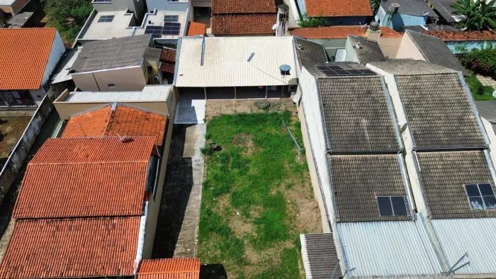 Lote 420m² no Jd. Atlântico (Com Barracão) - 2 Quadras Pq. Cascavel - Rua Sem Saída