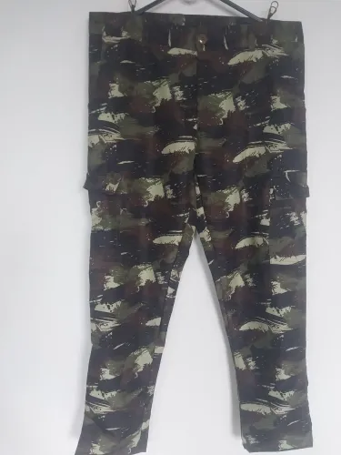 Calça masculina Cmflad T: 40, 42 V: 45