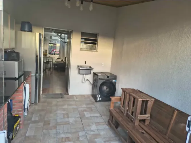 VENDE - CASA NA CIDADE NOVA/ ek