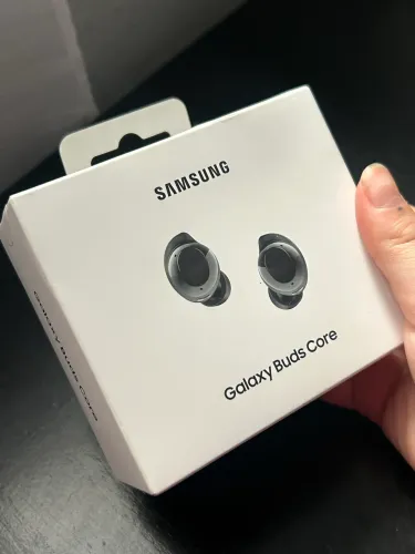 Galaxy Buds Core (na caixa)