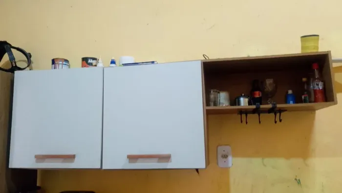 armário