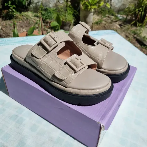 Sandália Papete Beige Sapatella n38