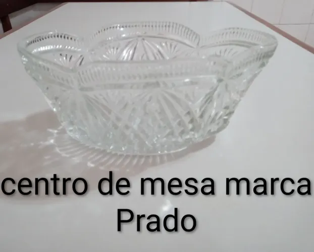 FRUTEIRA OU CENTRO DE MESA ANTIGO PRADO