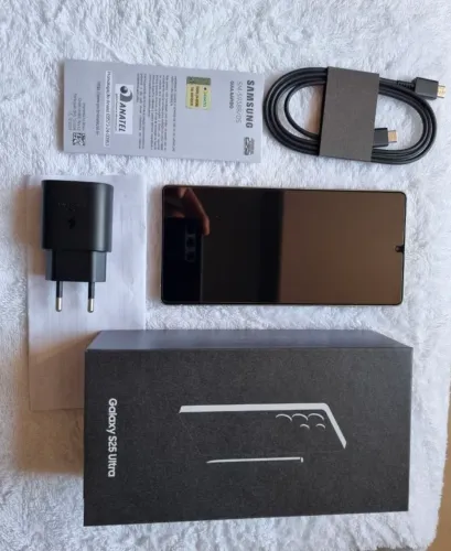 S25 ULTRA 512GB Usado R$ 5.195,00