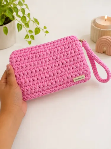 Carteira clutch de crochê