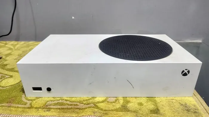 XBOX SERIES S/ RETIRADA DE PEÇAS