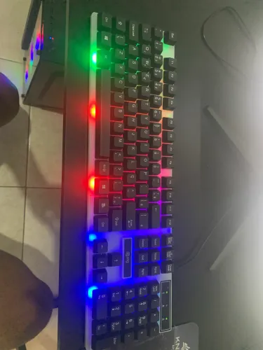 ? PC COMPLETO - RYZEN 5 5600GT + 16GB RAM + MONITOR 21,5?