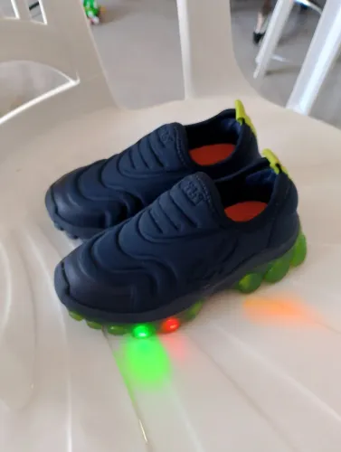 Tênis infantil bibi com led