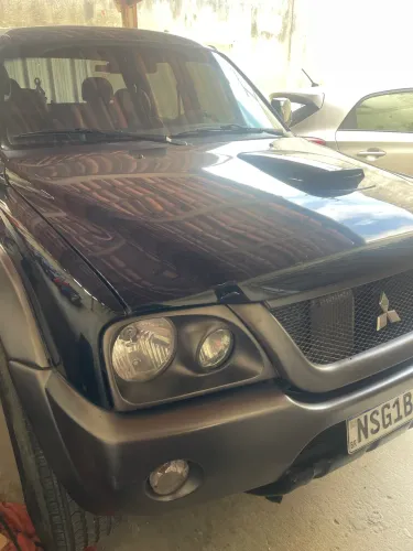 Mitsubishi L200 Outdoor GLS 2.5 4X4 CD TDI Diesel 2010