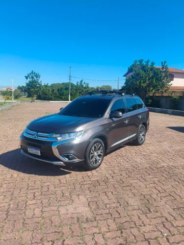 Mitsubishi Outlander 2.2 165cv Diesel Aut. 2016