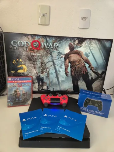 PS4 Slim 1TB Lacrado + 2 Controles + God of War | 3 Meses de Garantia