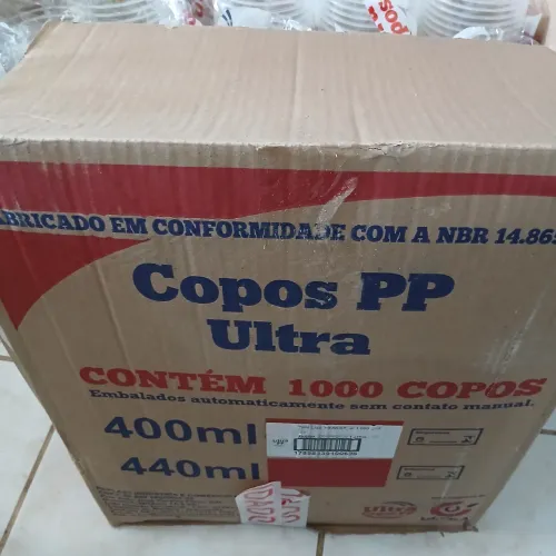 Kit 900 copos novos 3 camisas logo cardápio