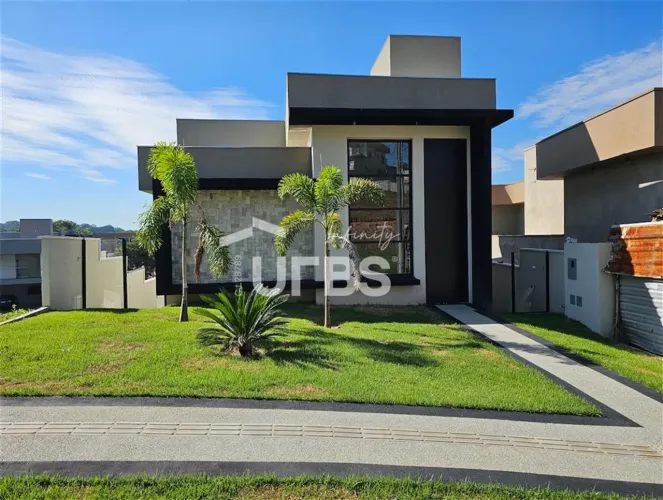 CASA DE CONDOMÍNIO - CONDOMINIO DO LAGO