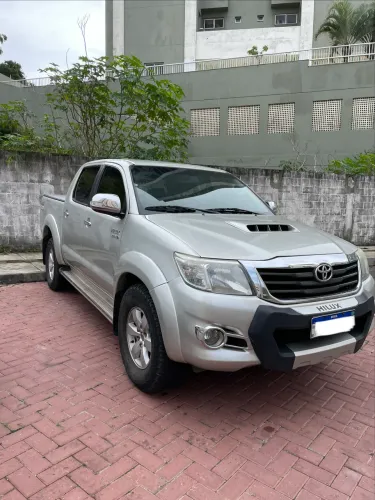 Toyota Hilux CD SRV D4-d 4X4 3.0 TDI Diesel AUT 2013