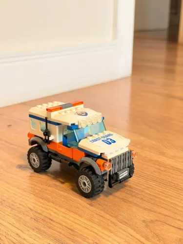 LEGO CITY - Caminhão salva vidas