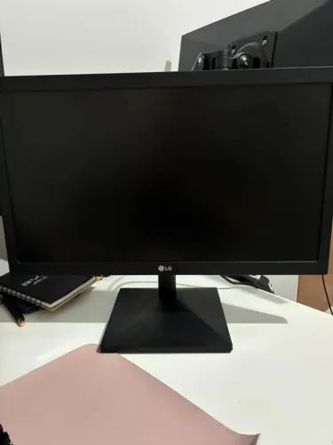 Monitor LG 19,5" HD 60Hz - 20MK400H-B - Leia a descrição