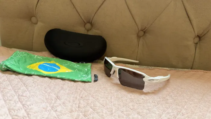       Oakley Flak 2.0 Branco + Estojo Oakley Original