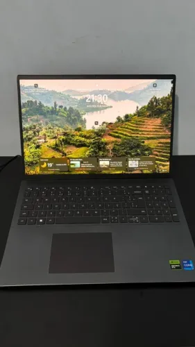 Notebook Dell Vostro 7620 16" i7 12ª Geração 16GB RAM RTX 3050 Ti - Excelente Estado