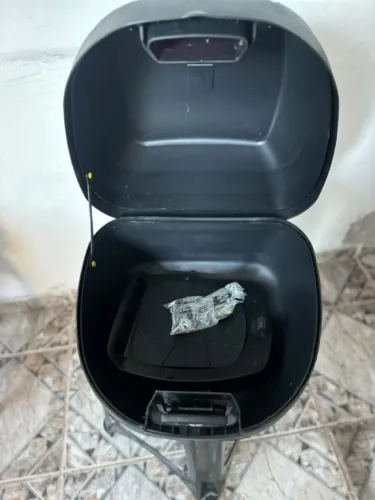 Vendo baú pra moto