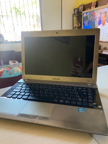 Notebook para retirada de peças