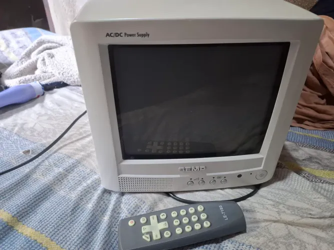 Tv semp 1030 10 polegadas
