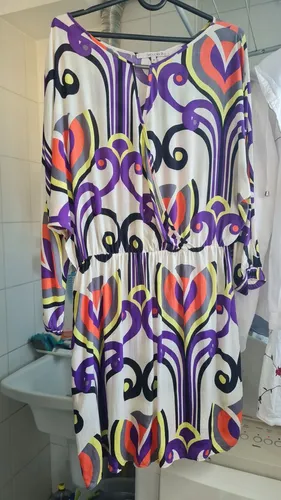 Vestido Shoulder, manga 3/4.