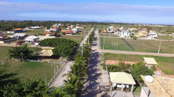 Terrenos no Condomínio Caiçara - Arraial do Cabo de 360 M2 com R.G.I-Financiados