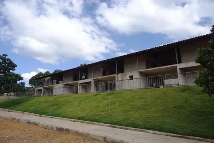 Terreno 34.500m²,+ ou - 40 chales, piscina, playgroud, quadra e muito mais, Jaboticatubas.