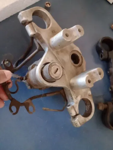 Mesa Yamaha fazer 250