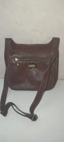 Bolsa tipo carteiro em couro