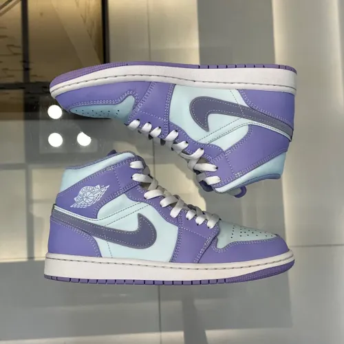 Tênis Nike Air Jordan 1 Mid Original