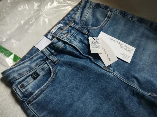 Calça Jeans New Flare Cintura Alta Calvin Klein - Feminino Azul (40)
