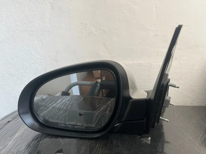 Retrovisor Hyundai I30 09/12. Lado esquerdo, elétrico.