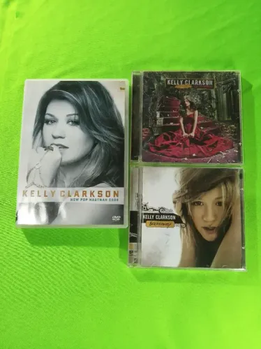 Coleção de CDs e DVD Kelly Clarkson