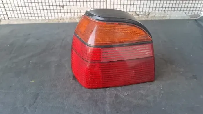 Lanterna Esquerdo Golf Mk3 94/98
